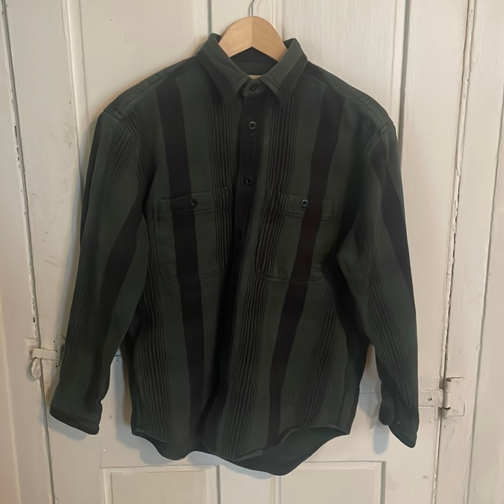 Cabela’s Men’s M heavy weight shirt
